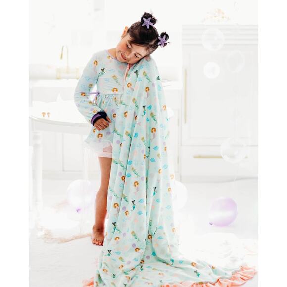 NWT Love & Grow Enchanted Mermaid Luxe Blanket - Picture 6 of 9